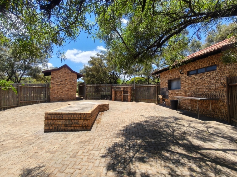 4 Bedroom Property for Sale in Swartruggens North West